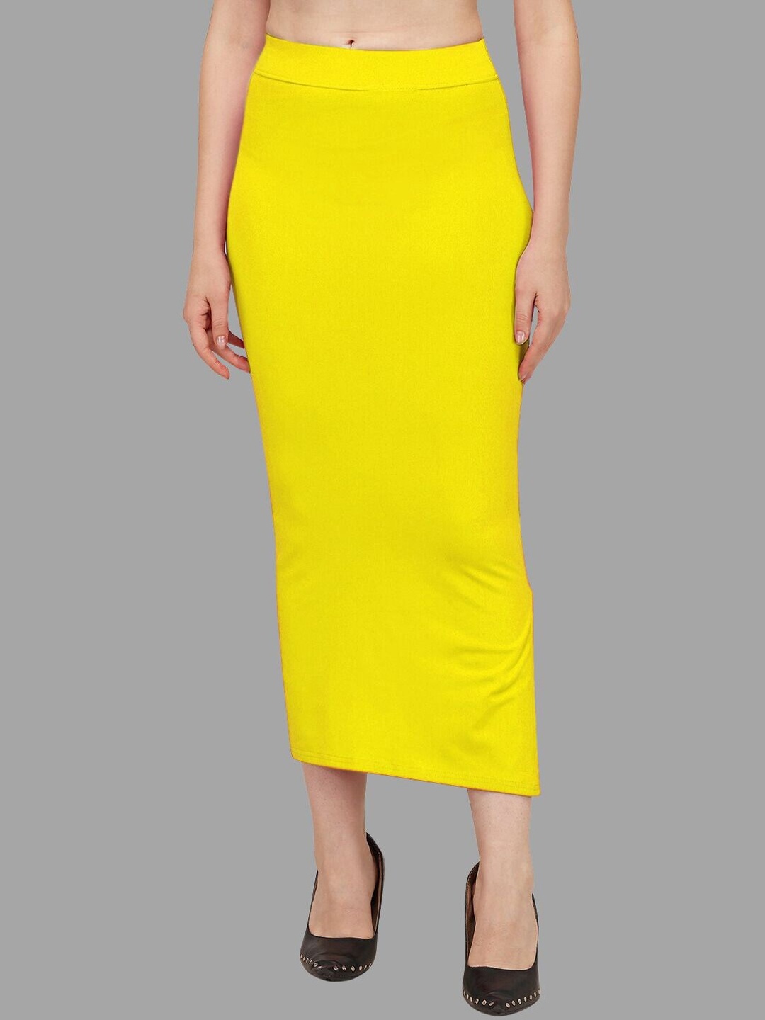 

HERE&NOW Women Yellow Cotton Saree Shapewear