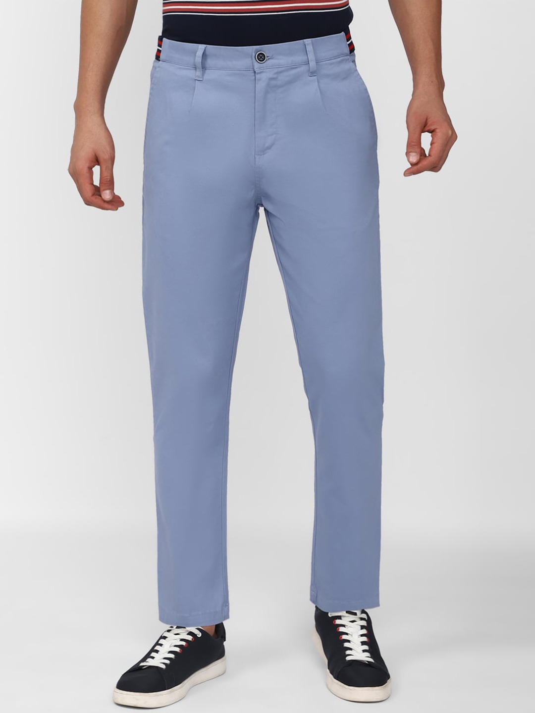 

Peter England Casuals Men Slim Fit Pleated Regular Trousers, Blue