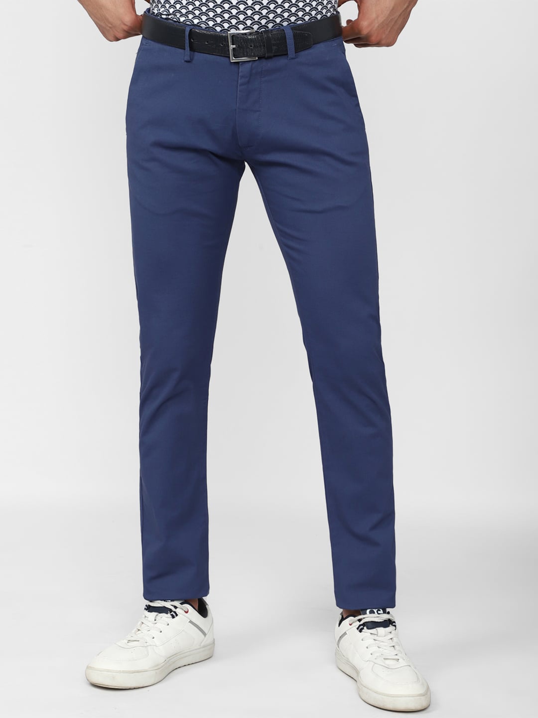 

Peter England Casuals Men Skinny Fit Regular Trousers, Navy blue