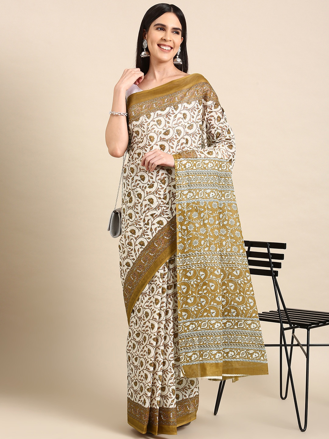 

SHANVIKA Floral Printed Pure Cotton Saree, Beige