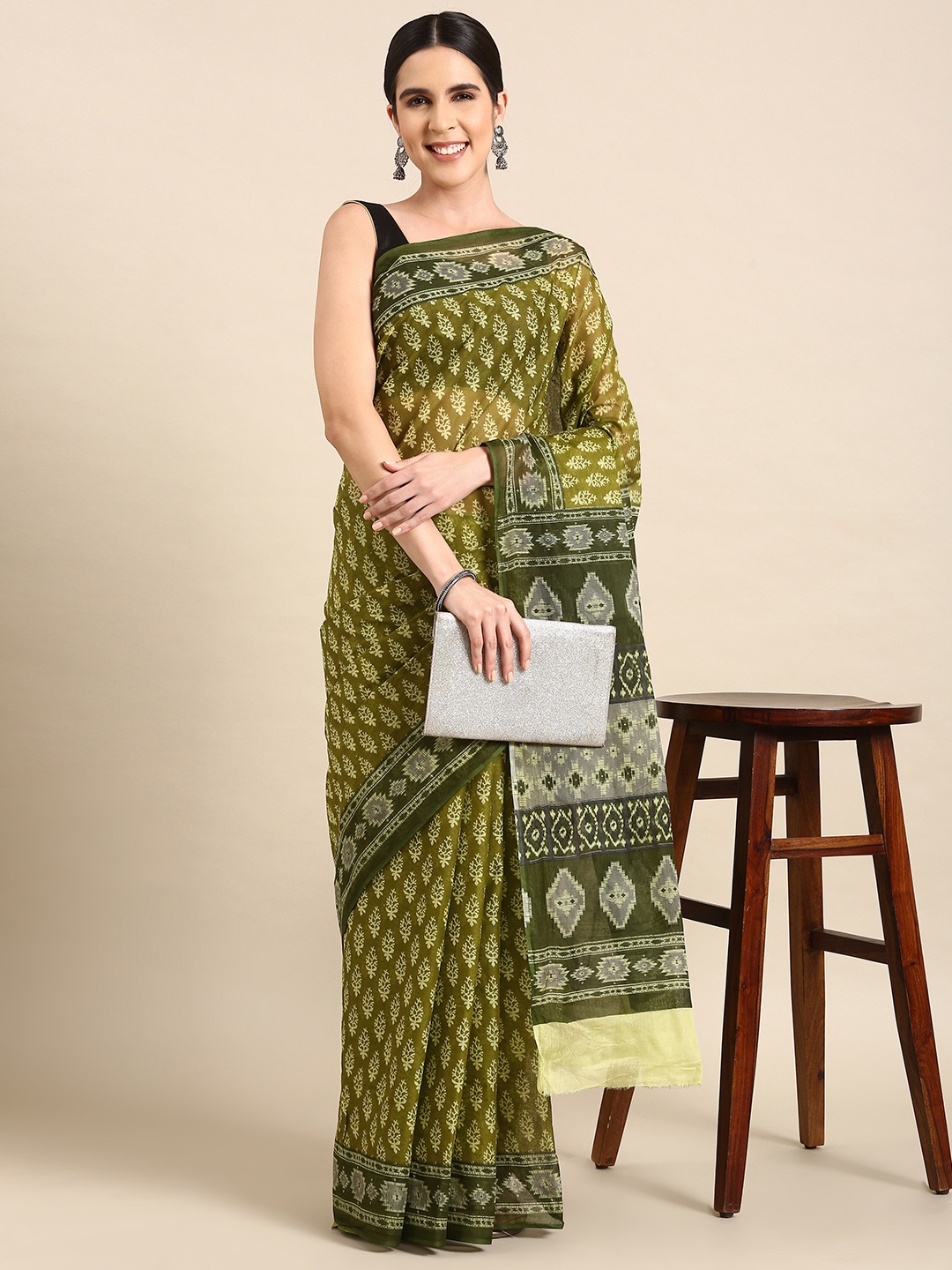 

SHANVIKA Ethnic Motifs Print Pure Cotton Saree, Green