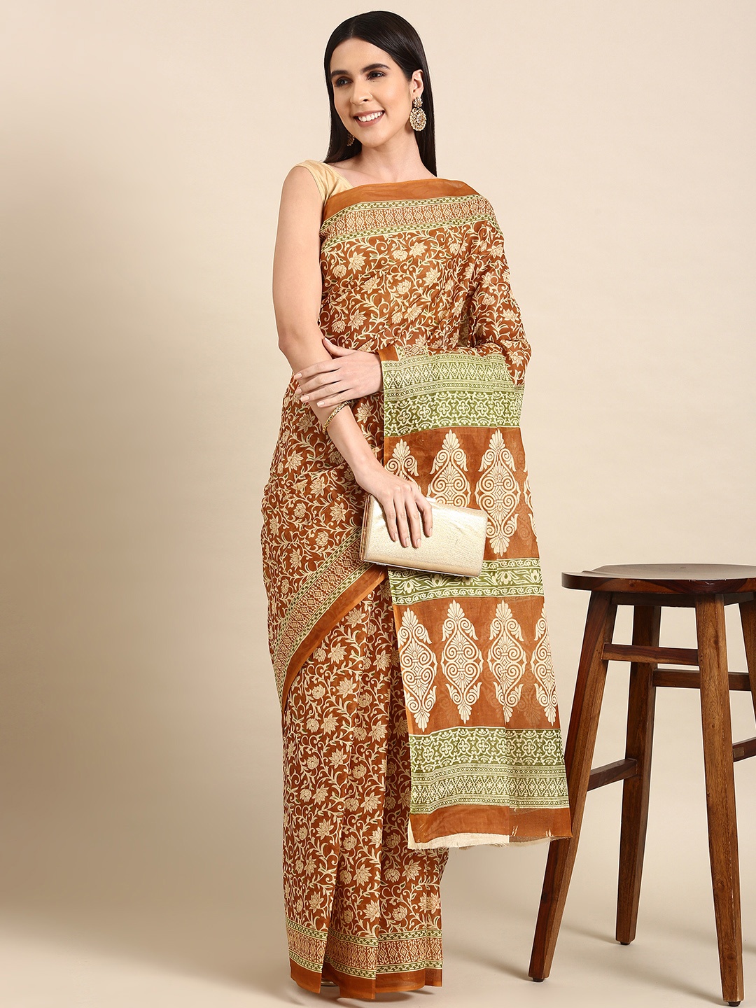 

SHANVIKA Floral Print Pure Cotton Saree, Rust