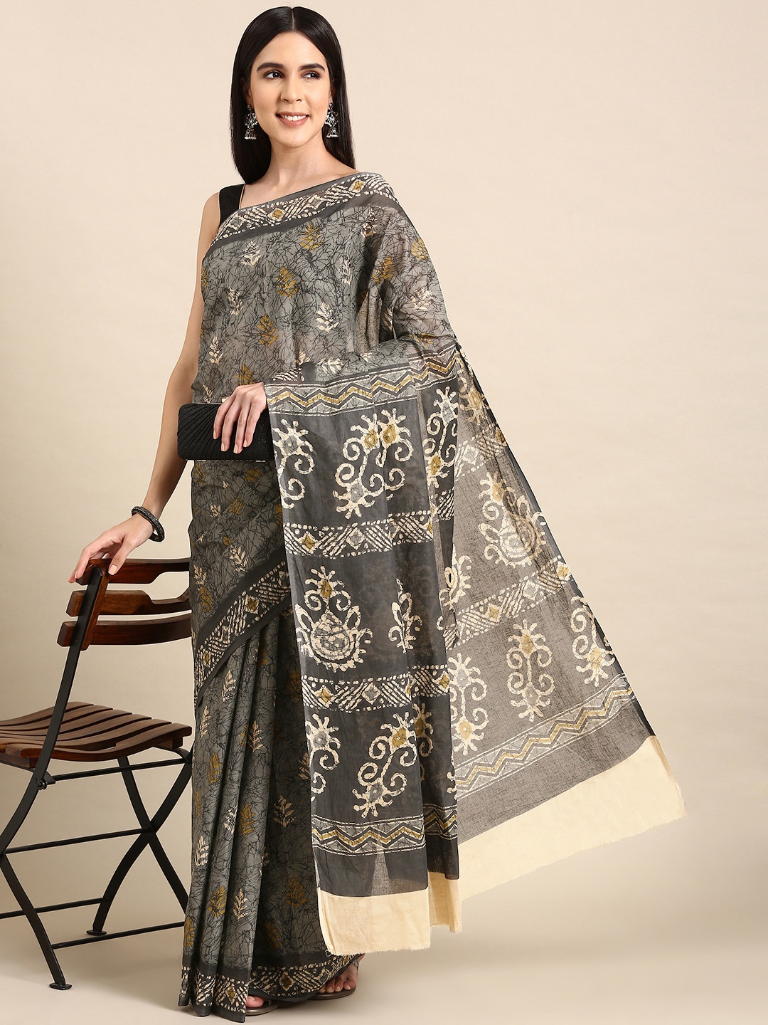 

SHANVIKA Batik Pure Cotton Saree, Grey