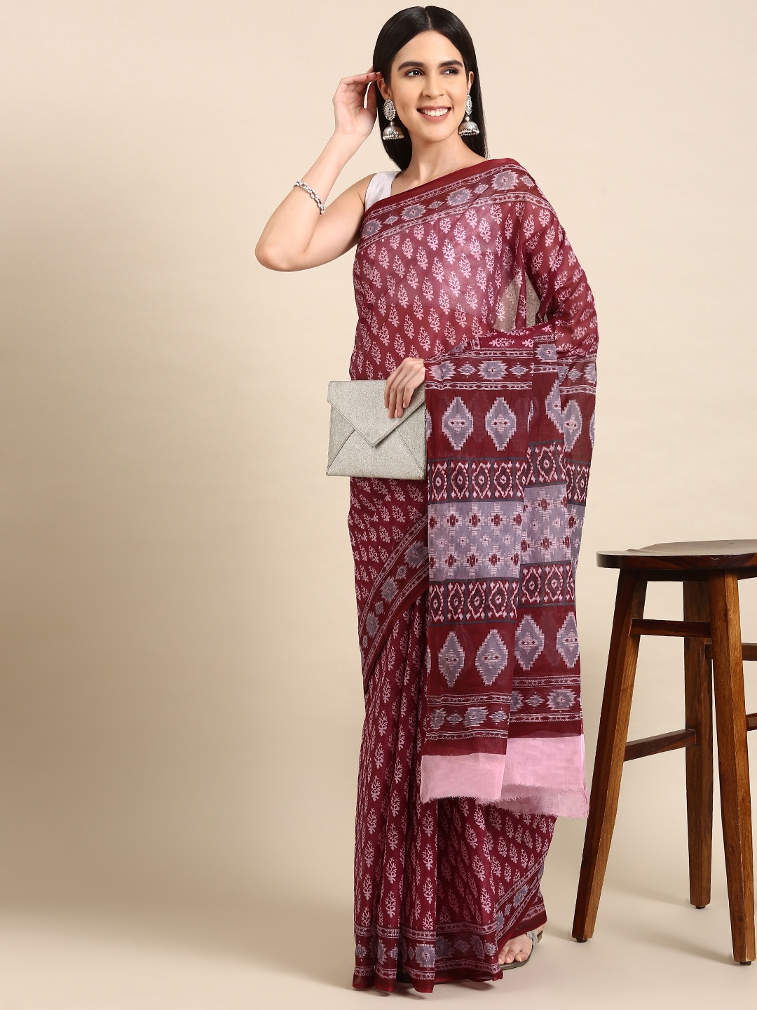 

SHANVIKA Ethnic Motifs Printed Pure Cotton Saree, Pink