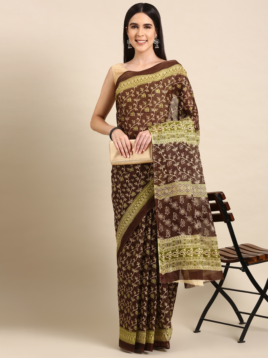 

SHANVIKA Floral Printed Pure Cotton Saree, Brown