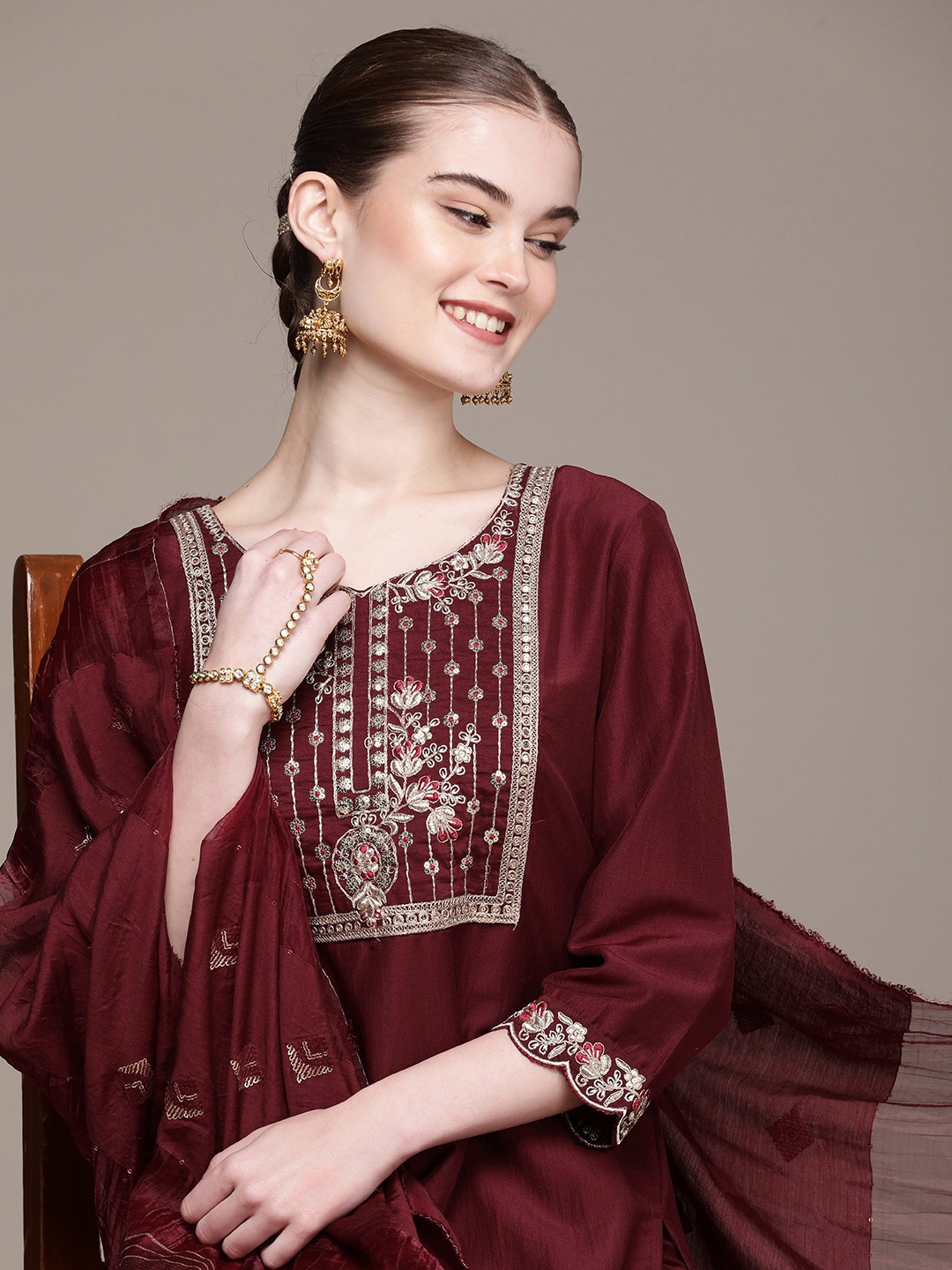 

Anouk Floral Embroidered Regular Sequinned Kurta with Palazzos & Dupatta, Maroon