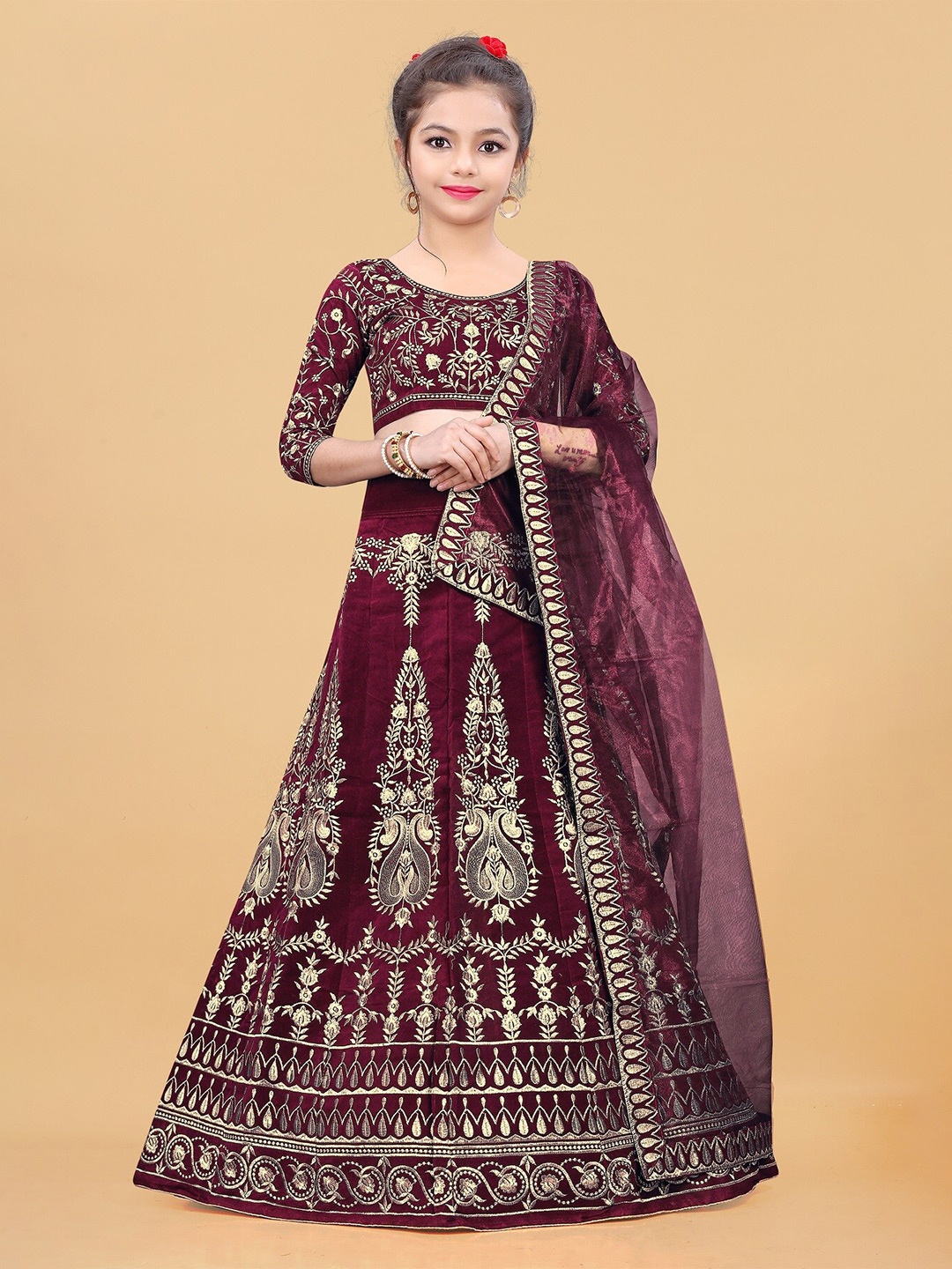 

APNISHA Girls Embroidered Semi-Stitched Lehenga & Unstitched Blouse With Dupatta, Maroon