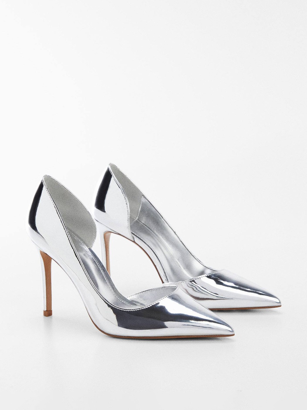 

MANGO Women Slim Heel Pumps, Silver