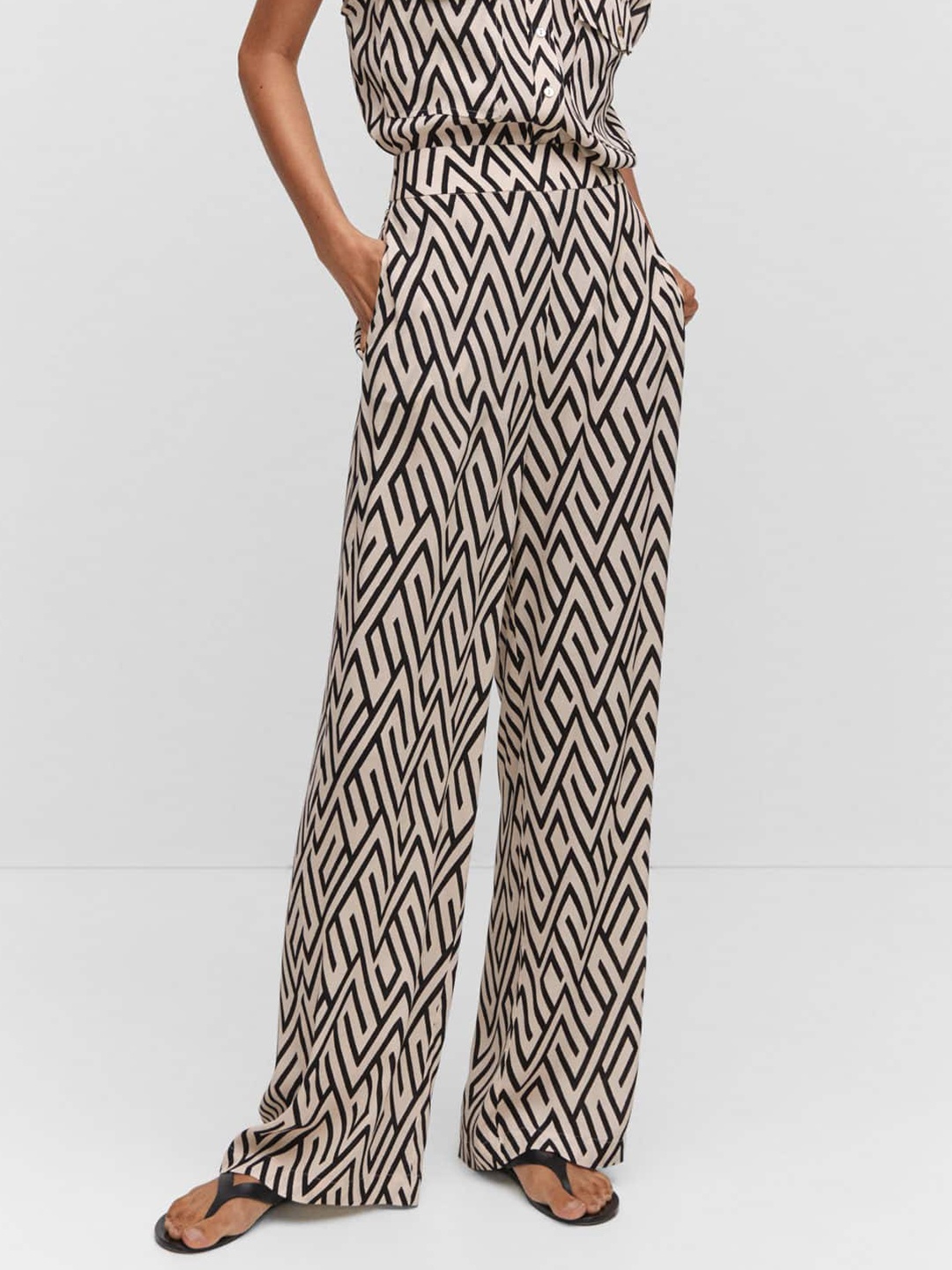 

MANGO Women Geometric Printed High-Rise Trousers, Cream