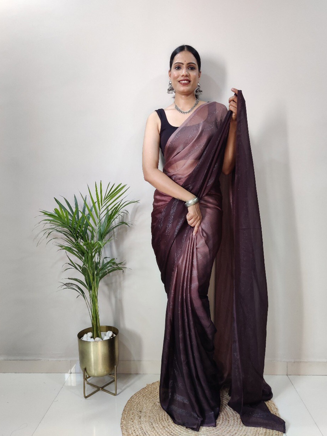 

VEERAX Striped Pure Georgette Saree, Purple