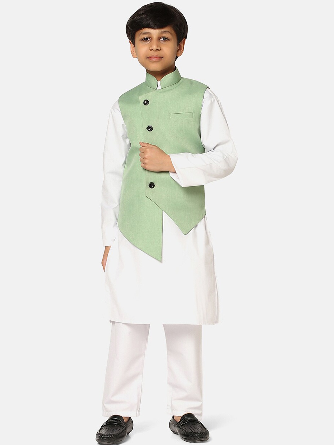 

TAHVO Boys Pure Cotton Kurta With Pyjamas & With Nehru Jacket, Green