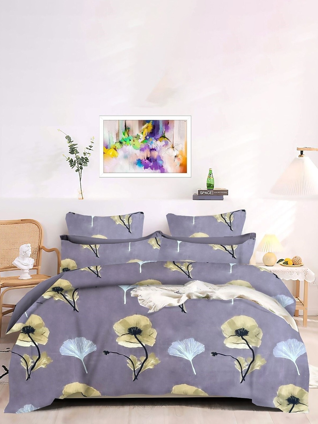 

Stylespace by Isha Premimum Quality Grey Floral 240 TC King Bedsheet With 2 Pillow Covers