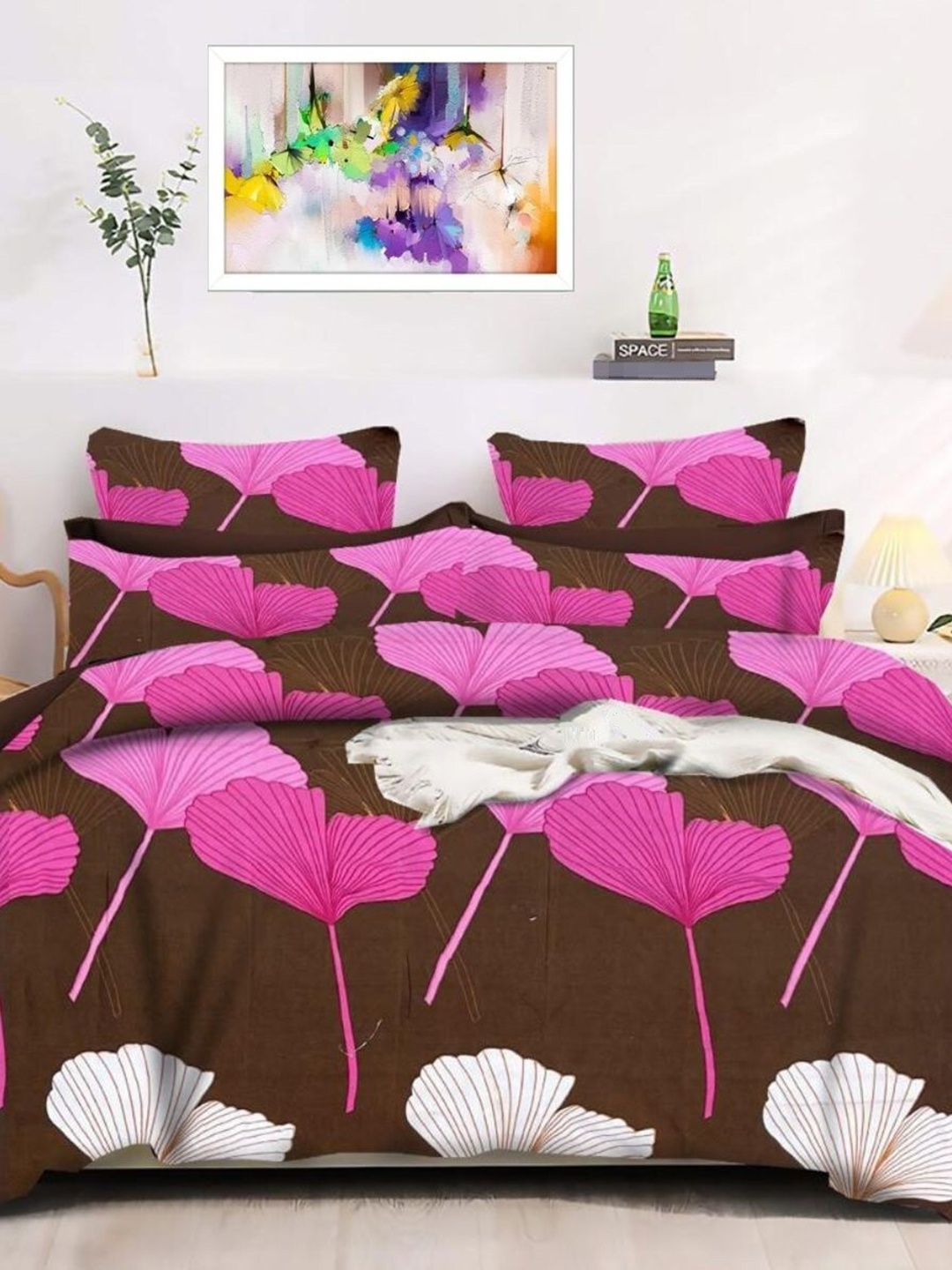 

Stylespace by Isha Premimum Quality Brown Floral 240 TC King Bedsheet With 2 Pillow Covers