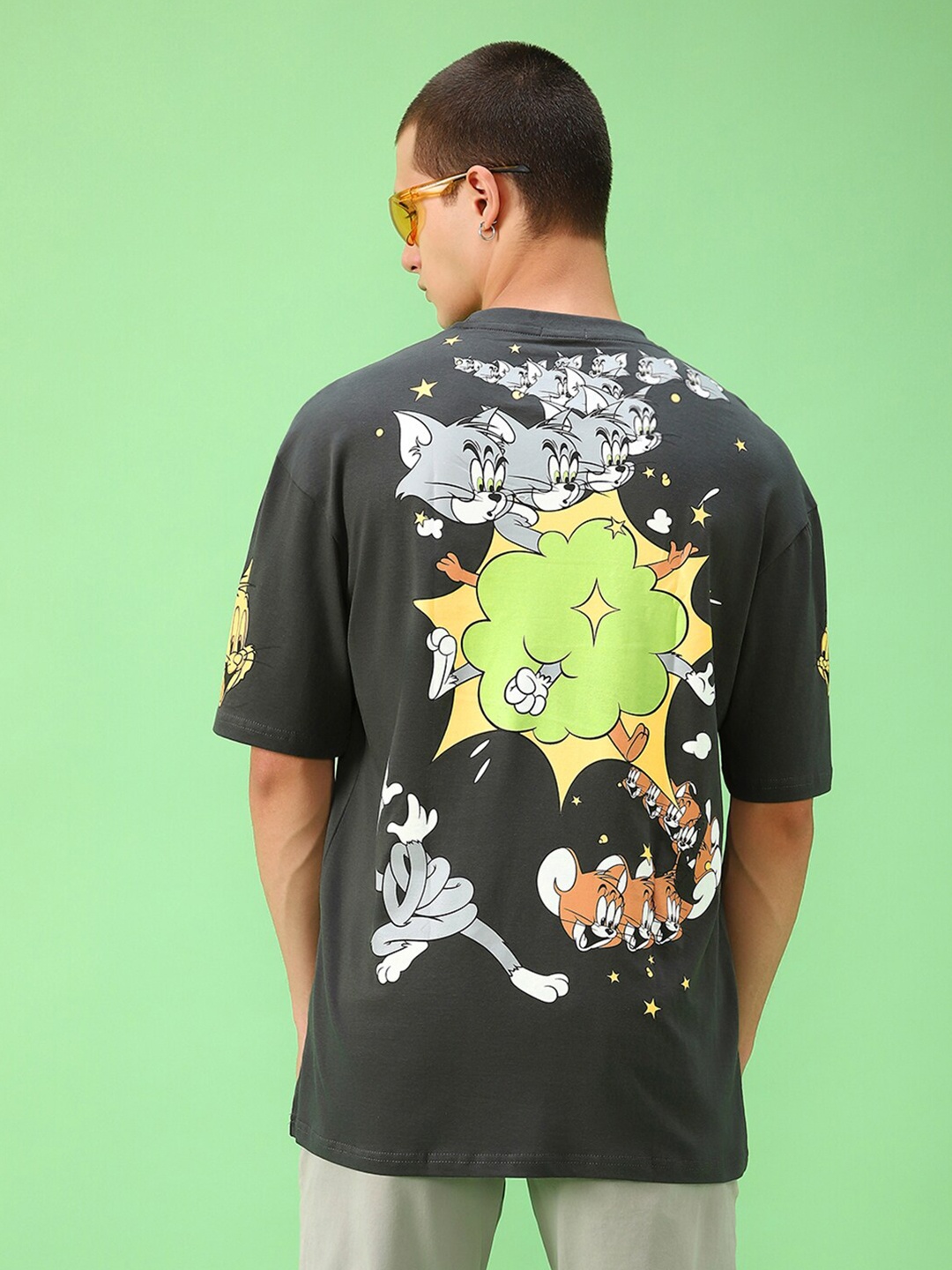 

Bewakoof x Official Tom & Jerry Merchandise Troublemaker Fan Club Oversized T-shirt, Grey