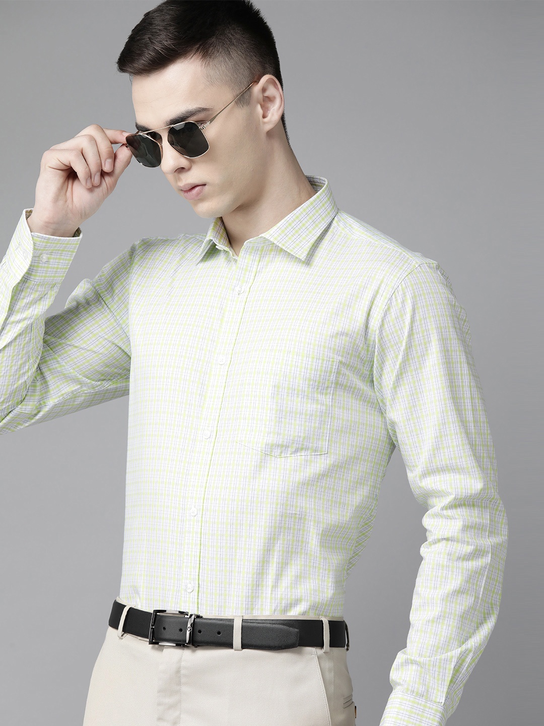 

Park Avenue Men Pure Cotton Slim Fit Tartan Checked Formal Shirt, Green