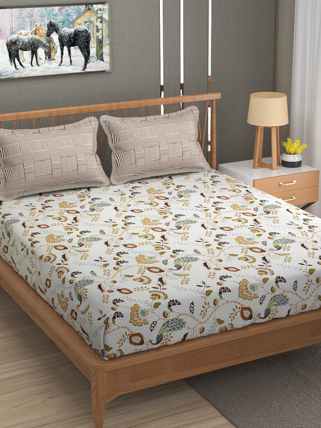 

MAFATLAL White & Orange Floral Cotton 120 TC Queen Bedsheet With 2 Pillow Covers