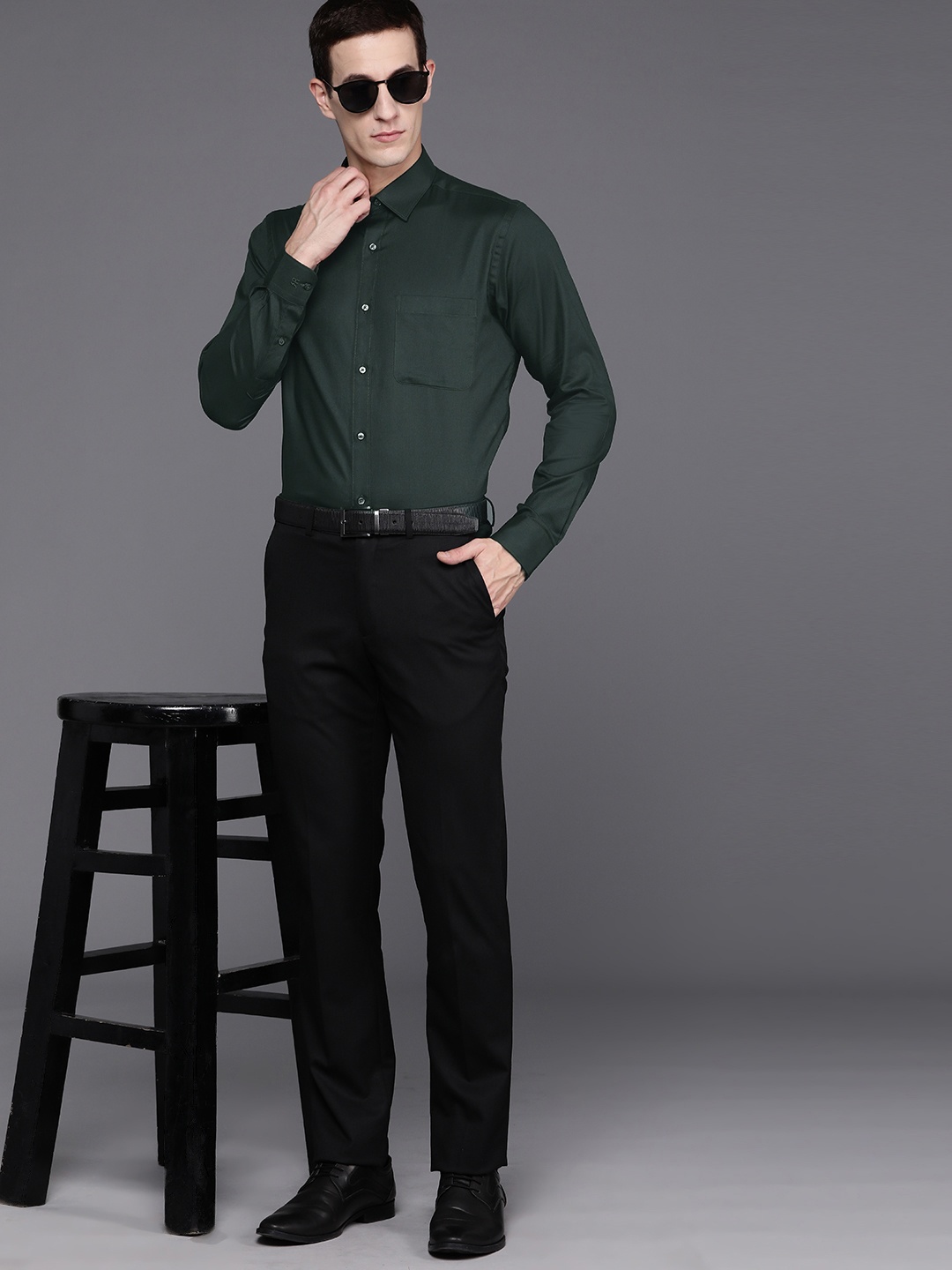 

Raymond Pure Cotton Slim Fit Formal Shirt, Green