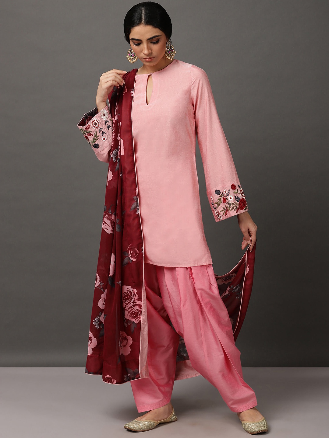 

NUHH Floral Embroidered Kurti With Patiala & Dupatta, Pink