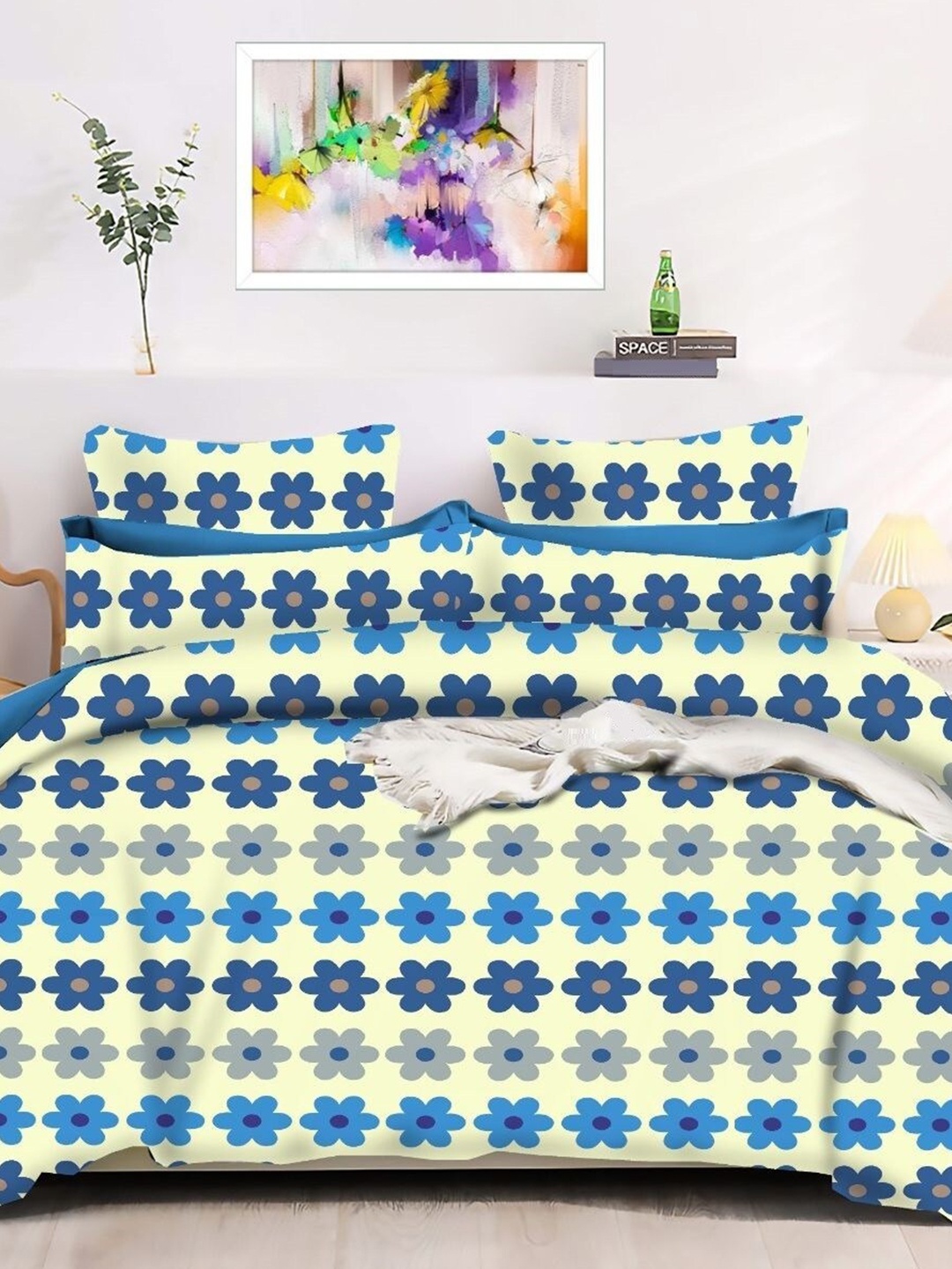 

Stylespace by Isha Premimum Quality Blue Floral 240 TC King Bedsheet With 2 Pillow Covers