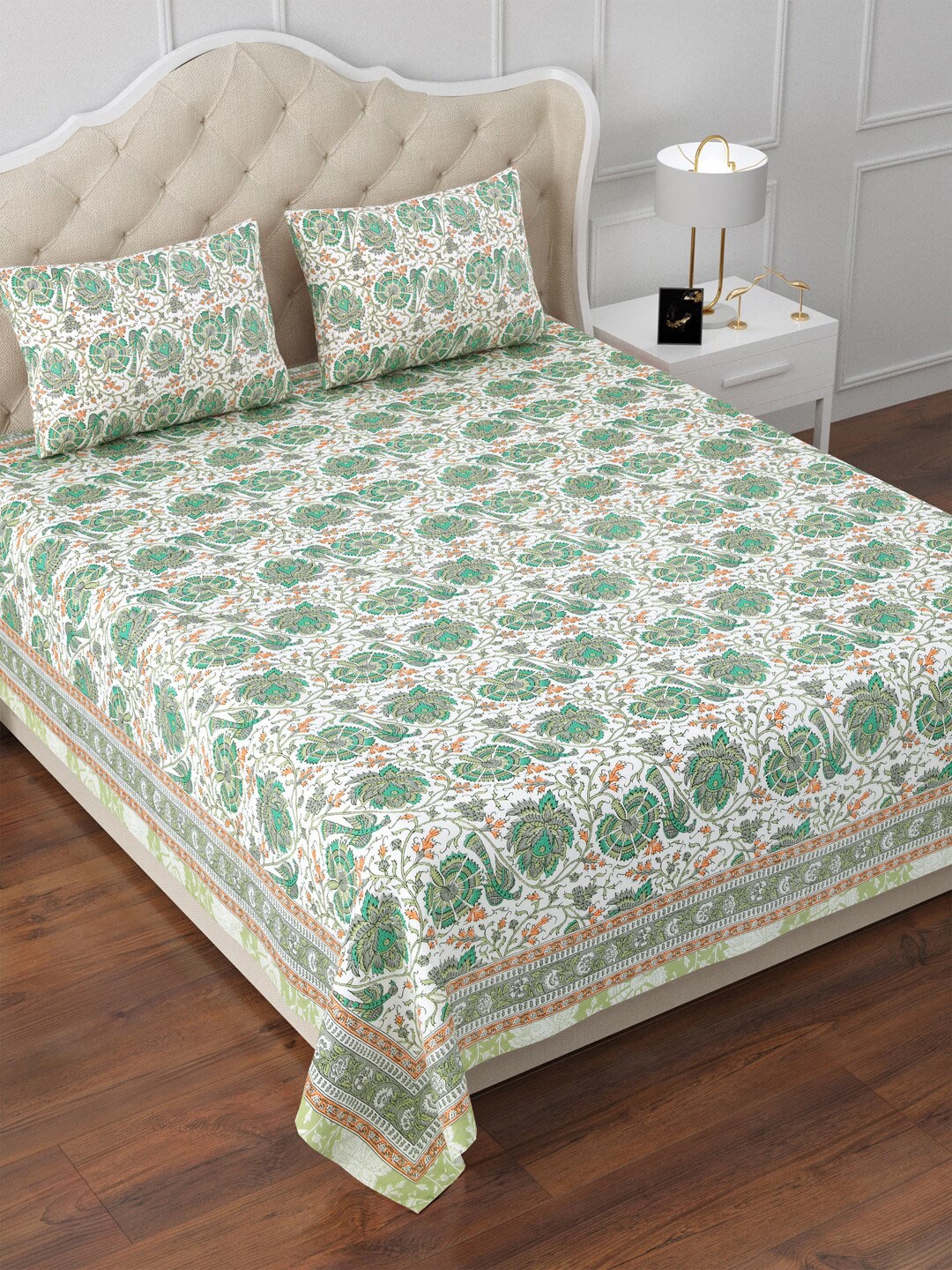 

Aapno Rajasthan Rajwada Rosewood White Floral 120 TC Cotton King Bedsheet & Pillow Covers