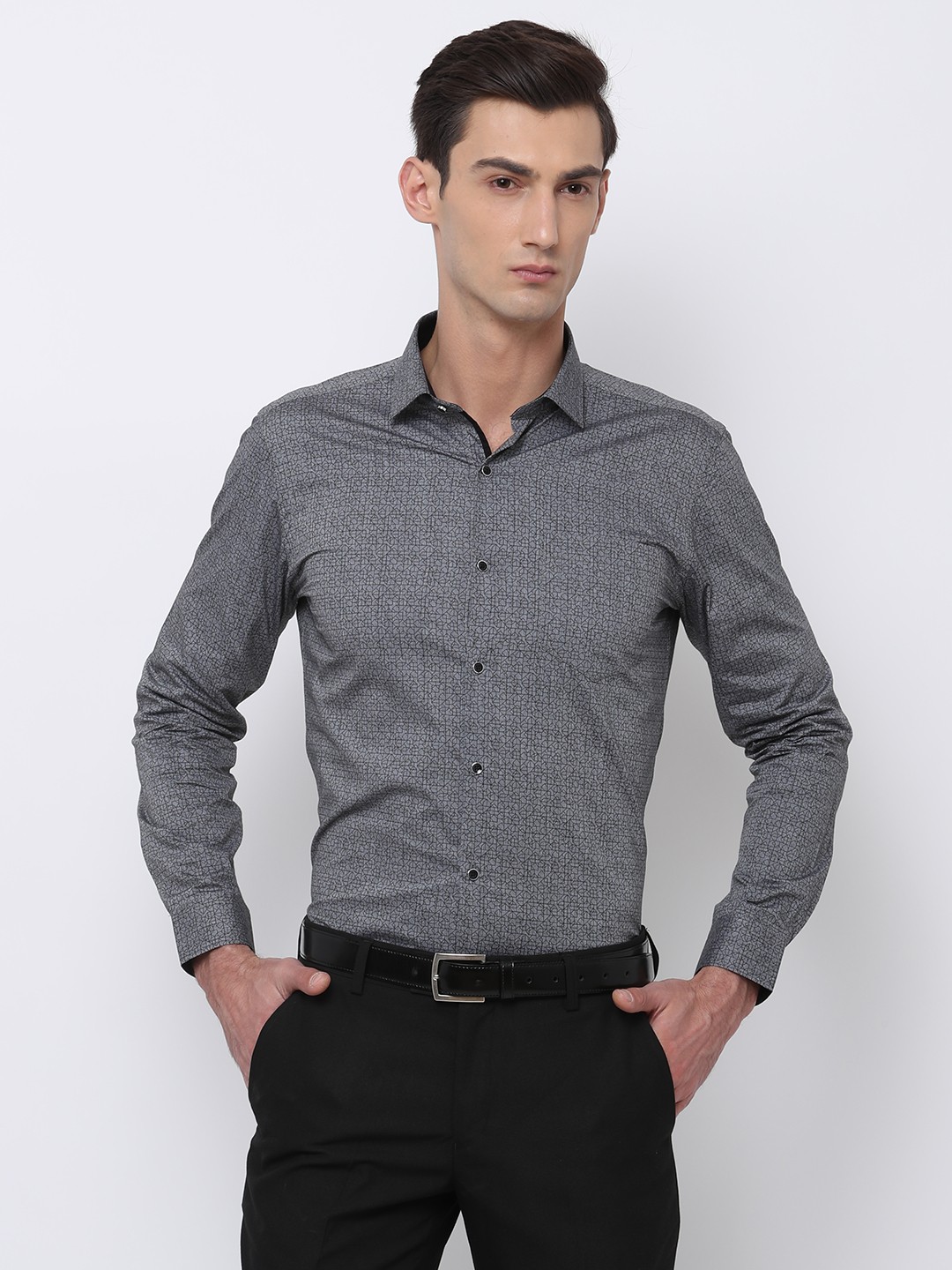 

Black coffee Men Grey & Black Slim Fit Printed Formal Shirt