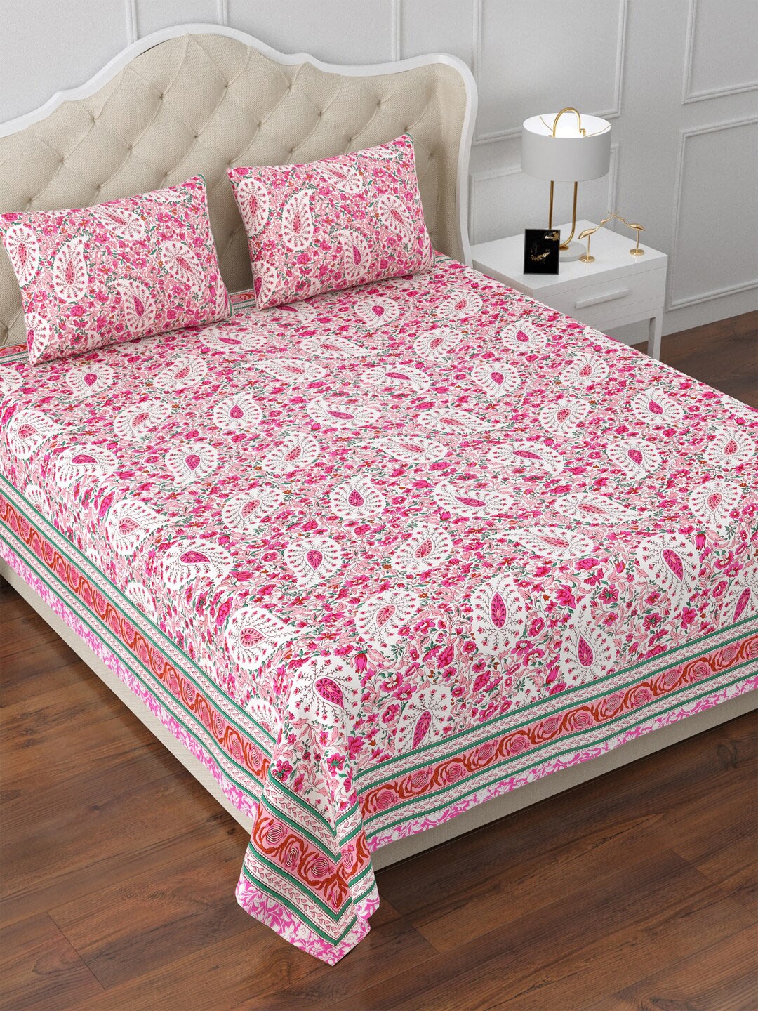 

Aapno Rajasthan Pink & White Ethnic Motifs Cotton 120TC King Bedsheet With 2 Pillow Covers