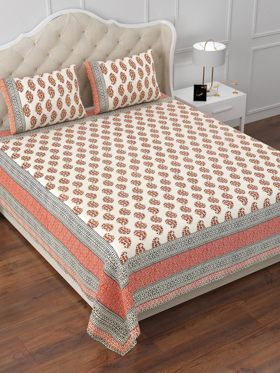 

Aapno Rajasthan Cream Coloured Floral 120 TC King Bedsheet With 2 Pillow Covers