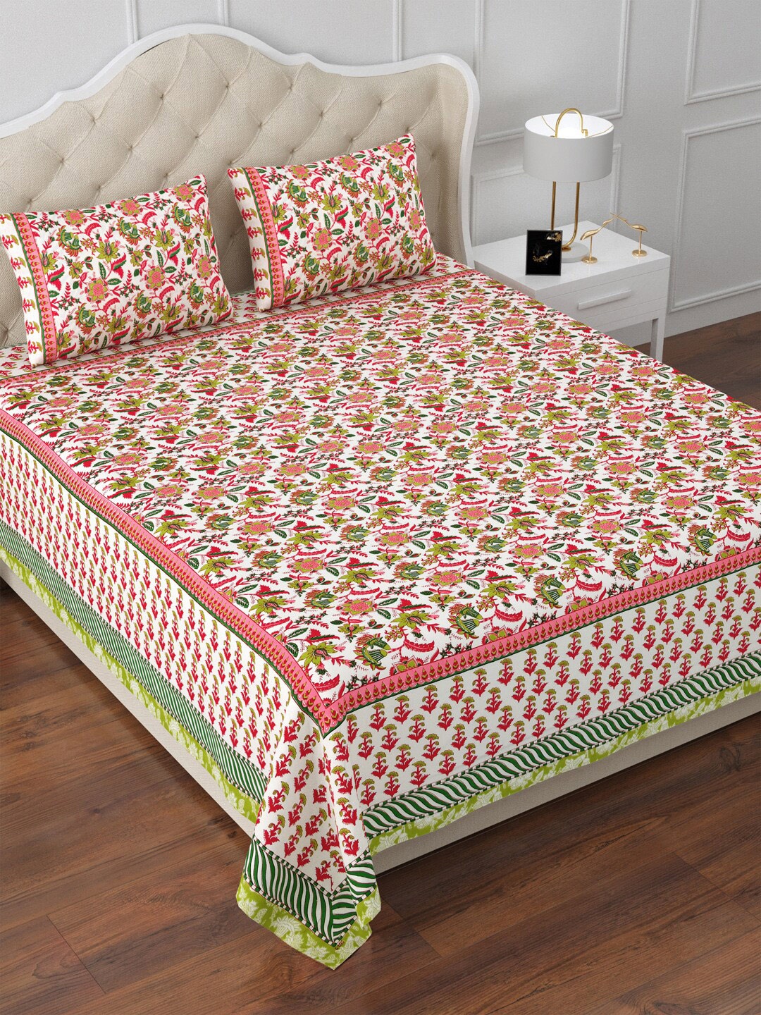 

Aapno Rajasthan White & Green Floral 120 TC Cotton King Bedsheet & 2 Pillow Covers