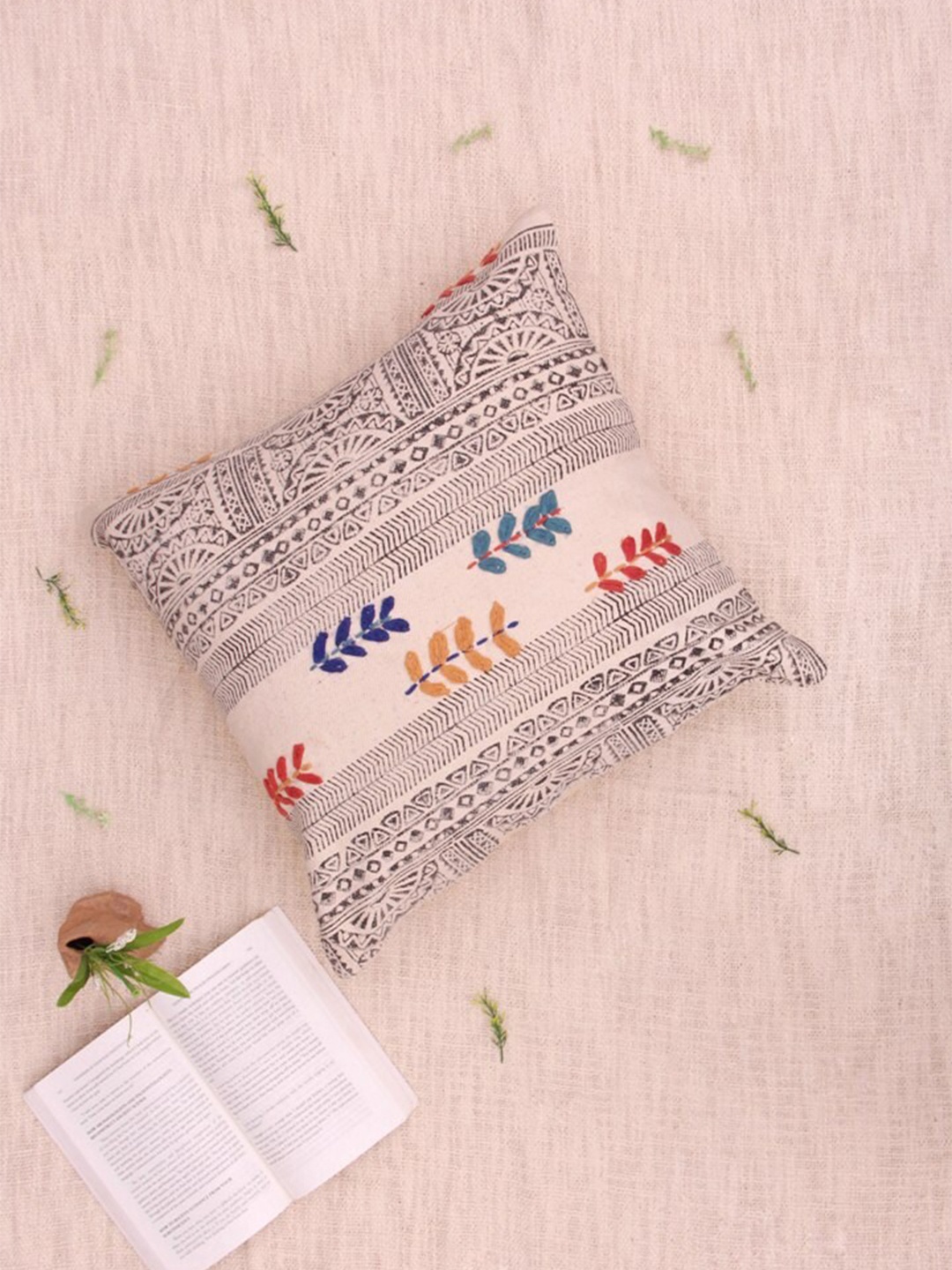 

Art Avenue Stem Black & Blue Ethnic Motifs Printed Cotton Square Cushion Cover