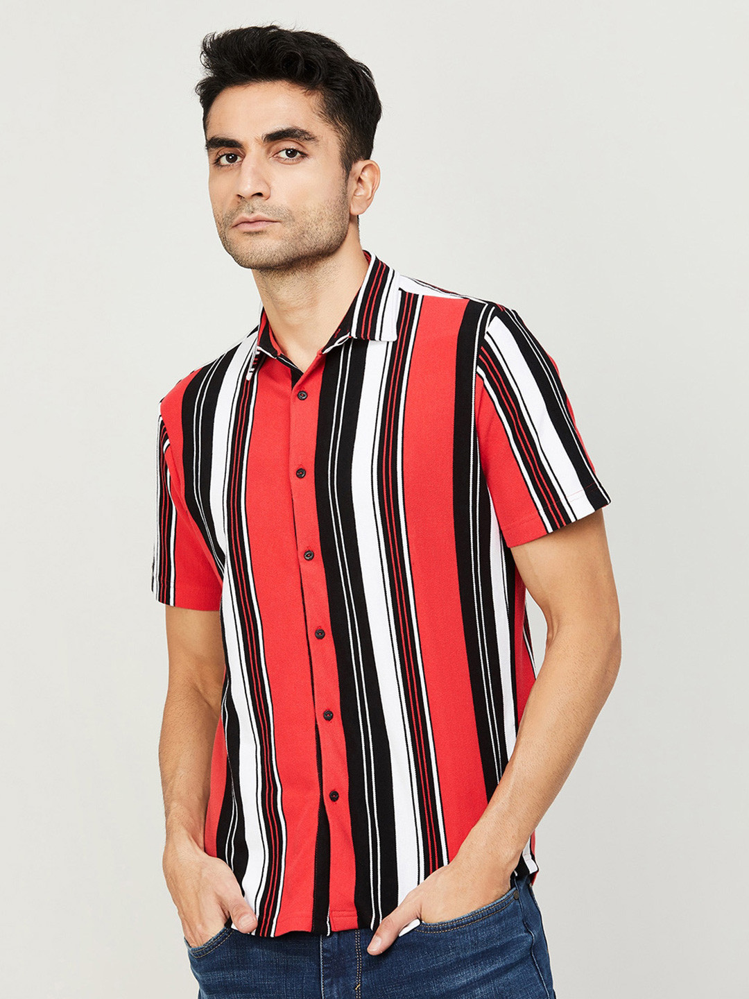 

Bossini Men Multi Striped Casual Shirt, Red