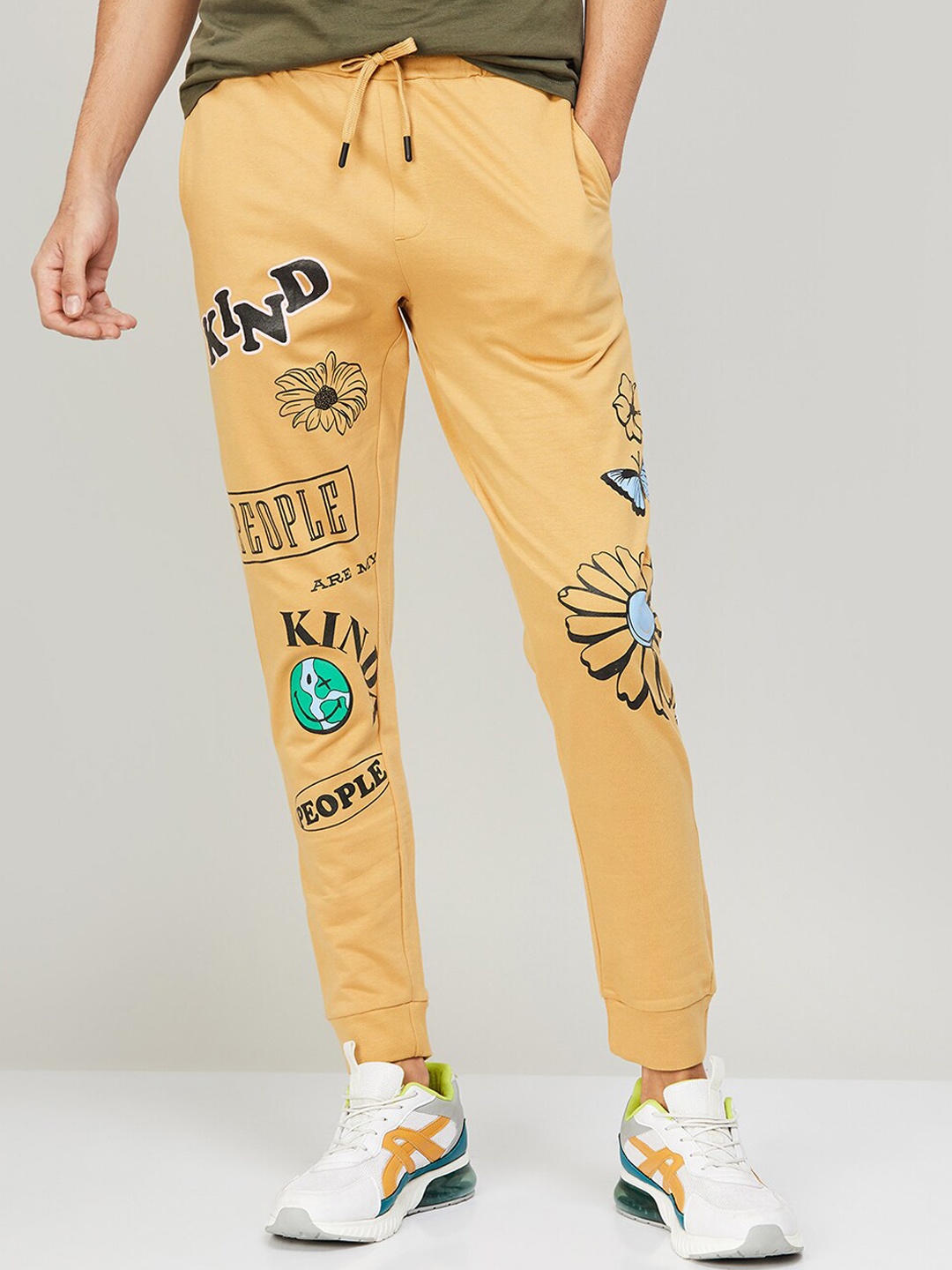 

SmileyWorld Men Typography Printed Cotton Joggers, Yellow