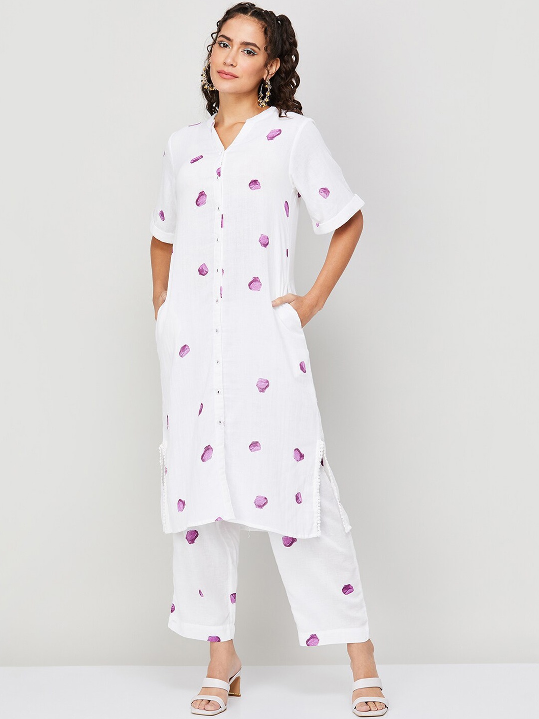 

Colour Me by Melange Abstract Printed Pure Cotton Kurta With Trousers, Off white