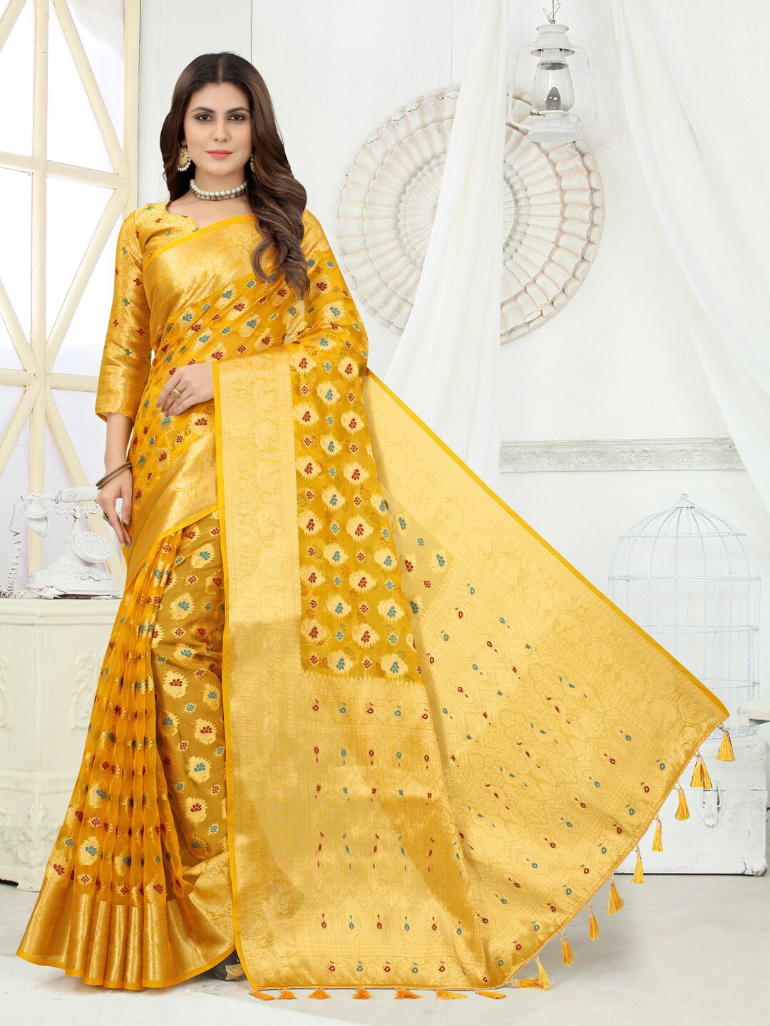 

PERFECT WEAR Woven Design Zari Silk Cotton Banarasi Saree, Yellow