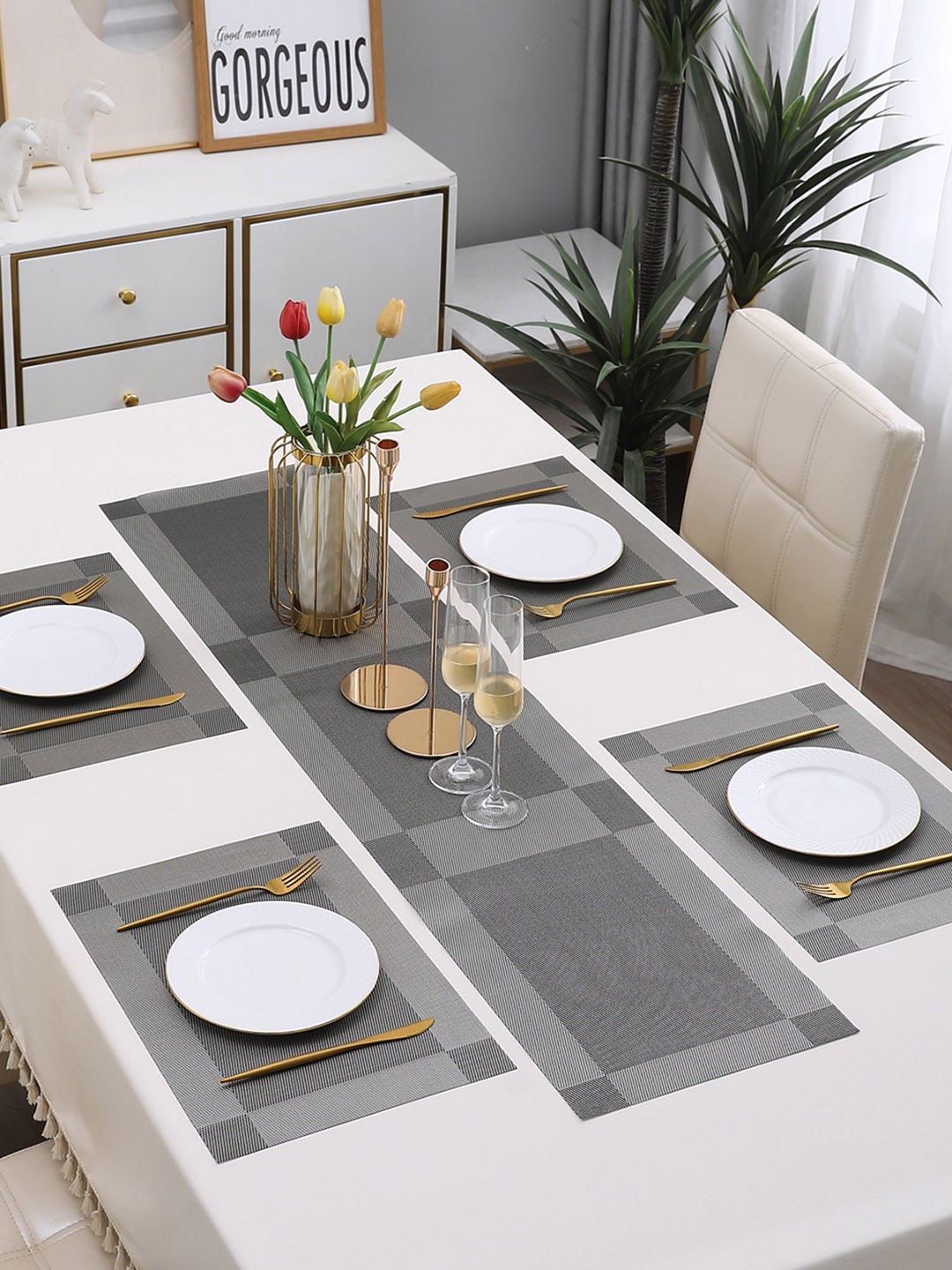 

HOKIPO Grey 5-Pieces Textured & Colourblocked Rectangular Table Placemats & Table Runner