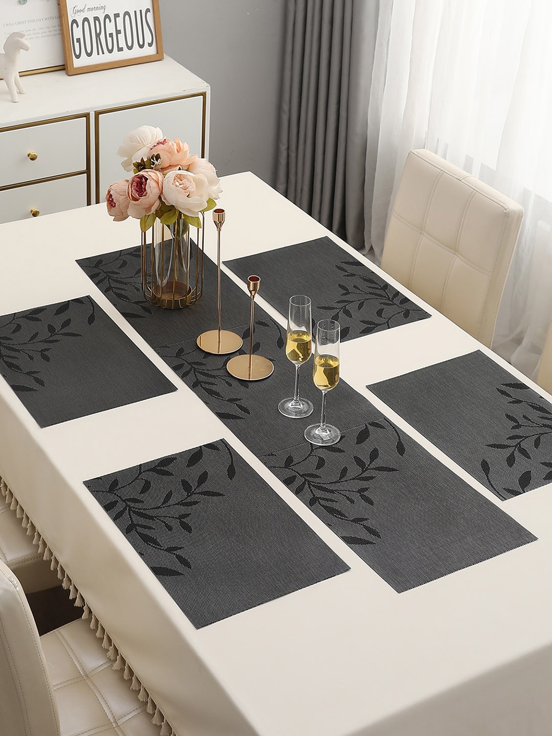 

HOKIPO Black 5-Pieces Floral Rectangular Table Placemats & Table Runner