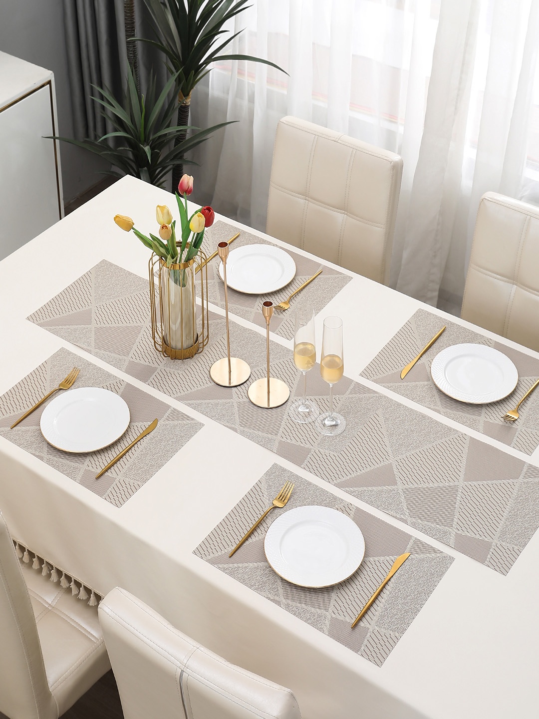 

HOKIPO Set of 5 Beige Geometric Print Washable Placemats with Runner