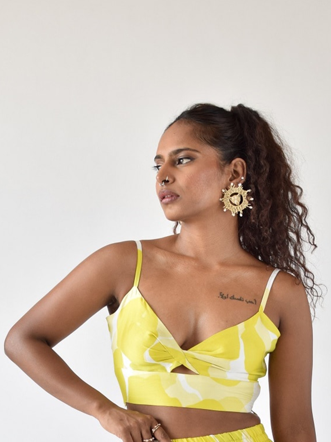 

MISSY Abstract Printed Sleeveless Bralette Crop Top, Yellow