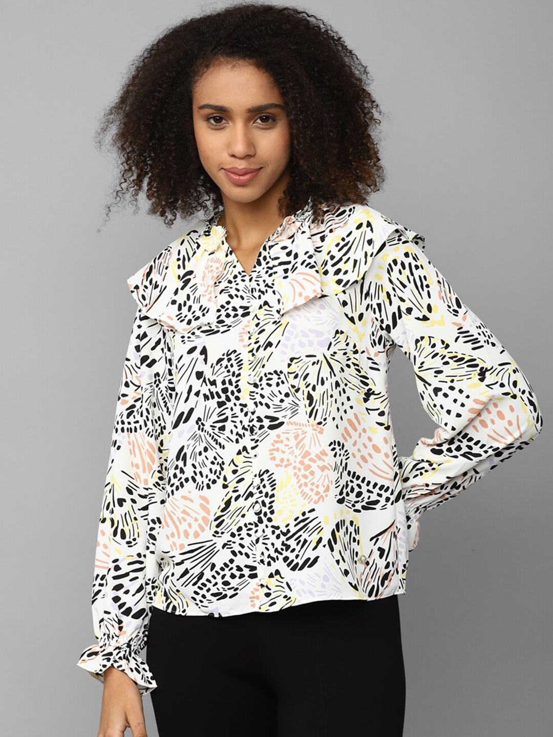 

Allen Solly Woman Animal Printed V-Neck Long Sleeves Ruffled Regular Top, White