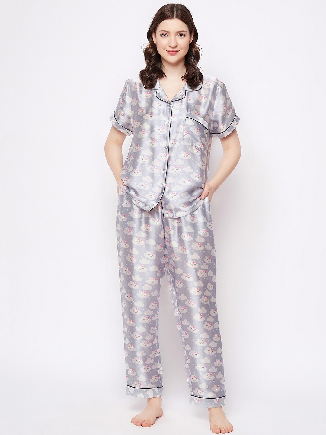 

Clovia Women Grey & White Conversational Printed Night suit