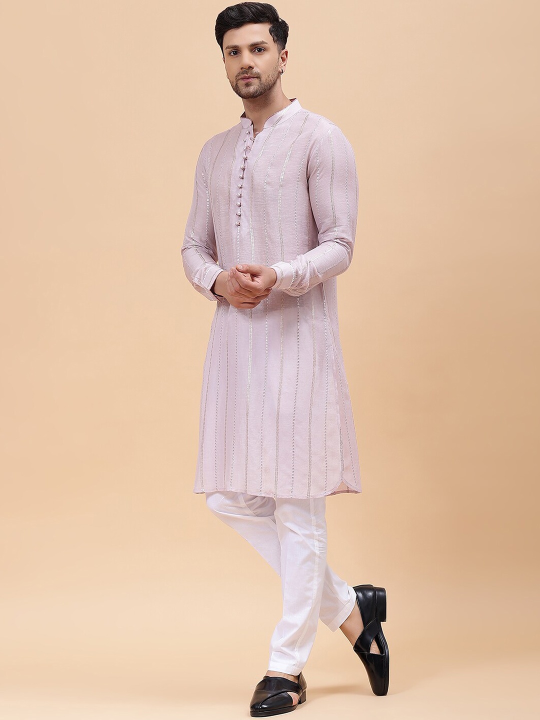 

See Designs Woven Design Mandarin Collar Kurta with Pyjamas, Pink
