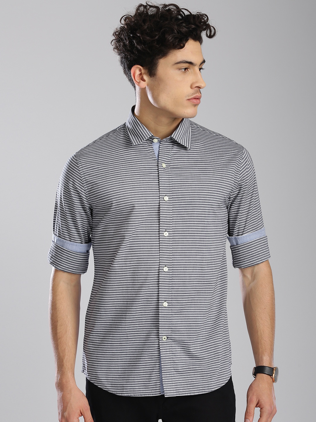 

Nautica Men Grey & White Slim Fit Striped Casual Shirt