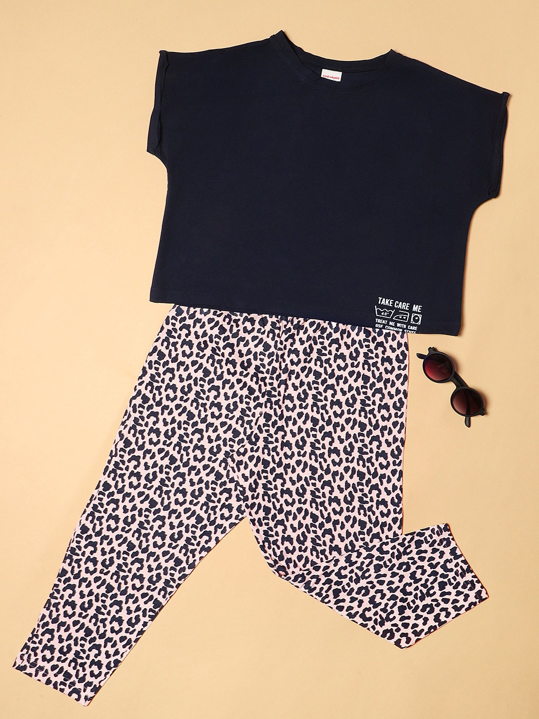 

RAINE AND JAINE Girls Printed Pure Cotton T-shirt With Trousers, Navy blue
