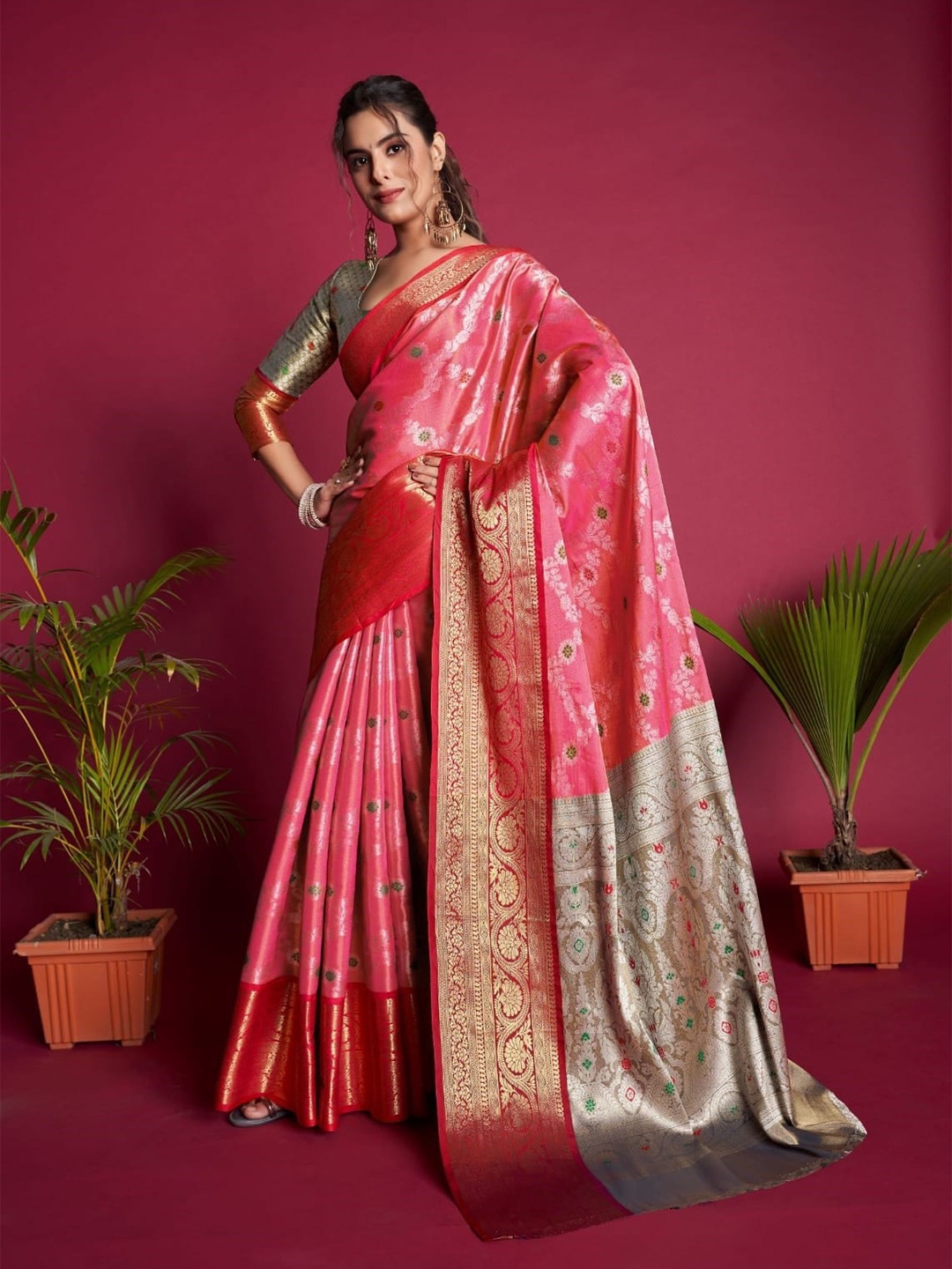 

Mitera Pink & Green Floral Woven Design Zari Banarasi Saree