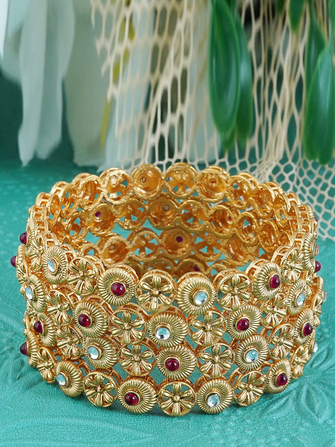 

MANSIYAORANGE Set Of 4 Gold-Plated & Kundan-Studded Bangles