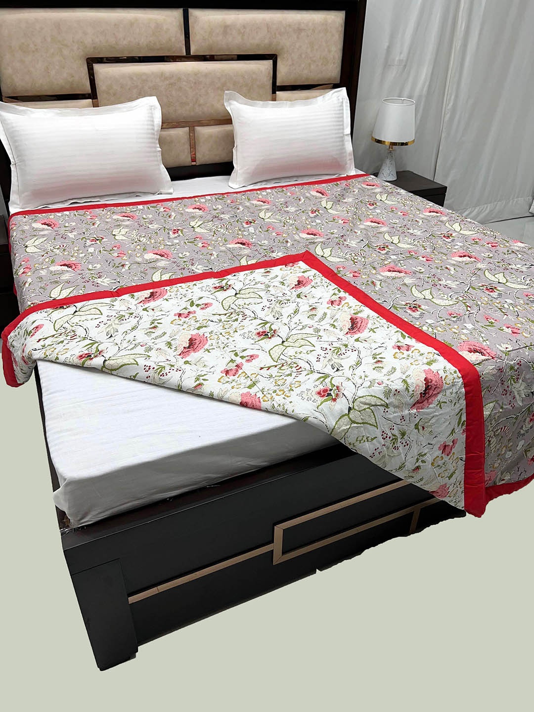 

Pure Decor Grey & Red Floral Cotton AC Room 300 GSM Double Bed Dohar