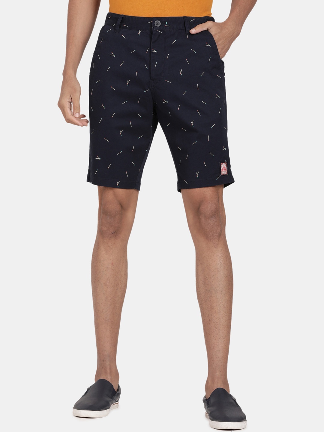 

t-base Men Conversational Printed Cotton Stretch Chino Shorts, Navy blue