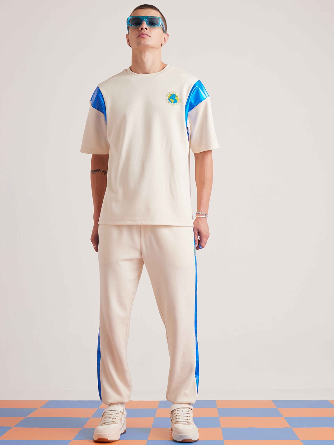 

Muvazo Colourblocked T-Shirt With Trouser, Off white