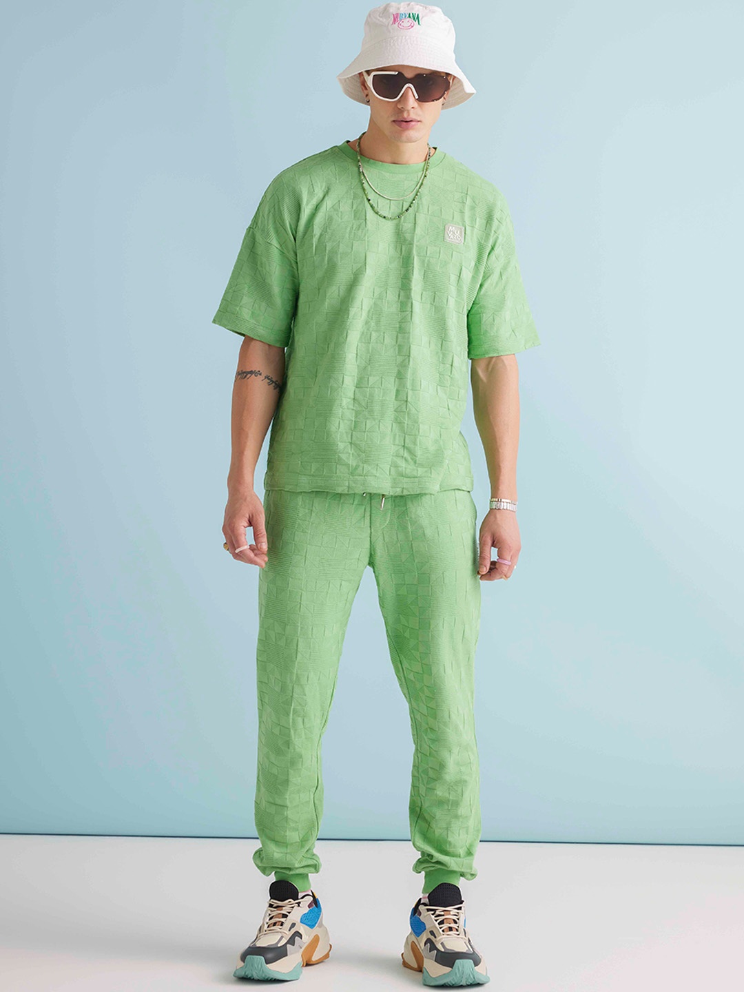 

Muvazo Self Design Relaxed-Fit T-shirt With Joggers Co-Ords, Green
