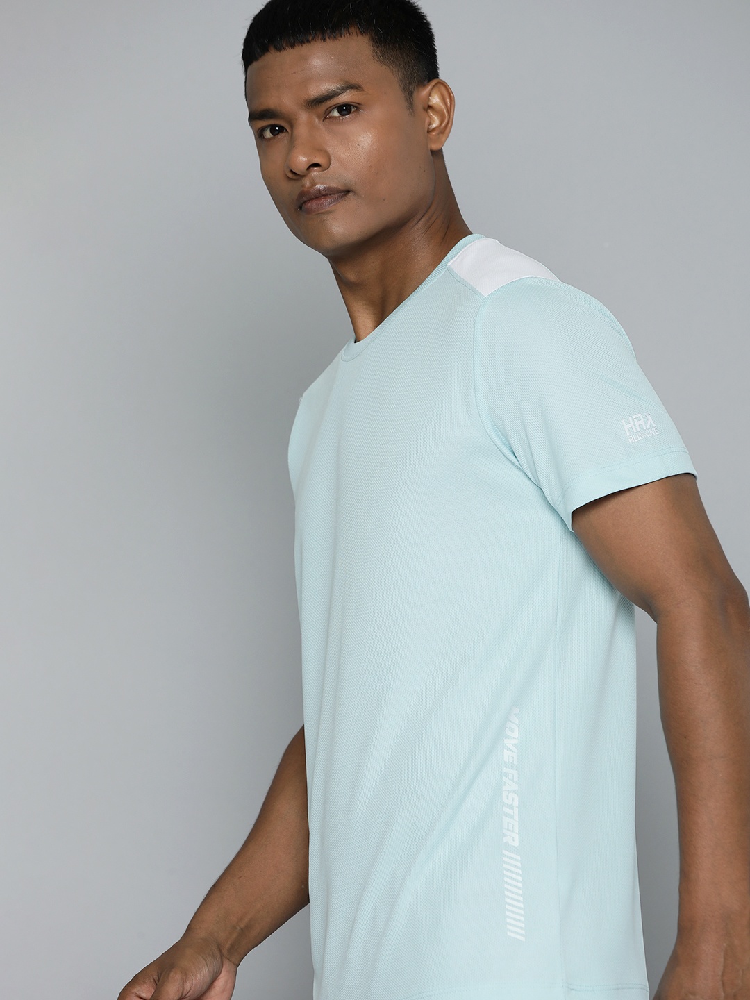 

HRX by Hrithik Roshan Men Colourblocked Rapid-Dry Reflective Sports T-shirt, Blue