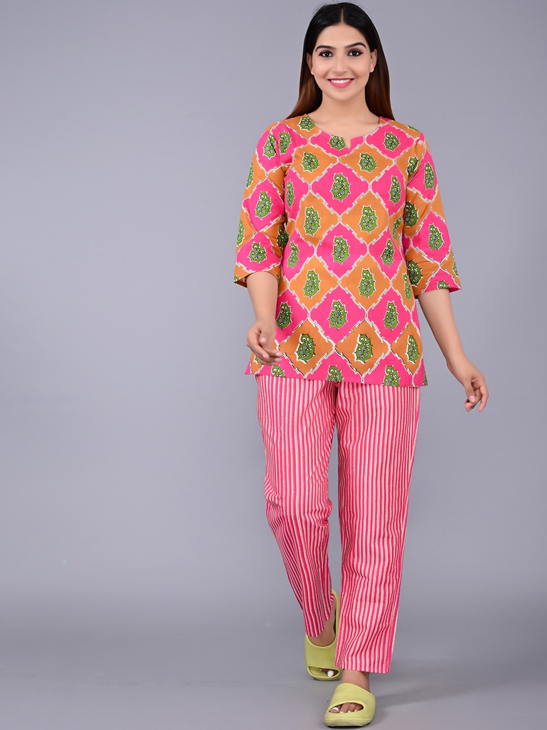 

ROOPWATI FASHION Printed Pure Cotton Night Suit, Pink